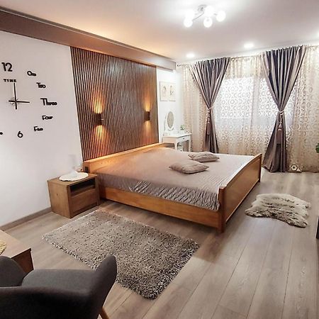 Cuza 21 Brăila Exterior foto